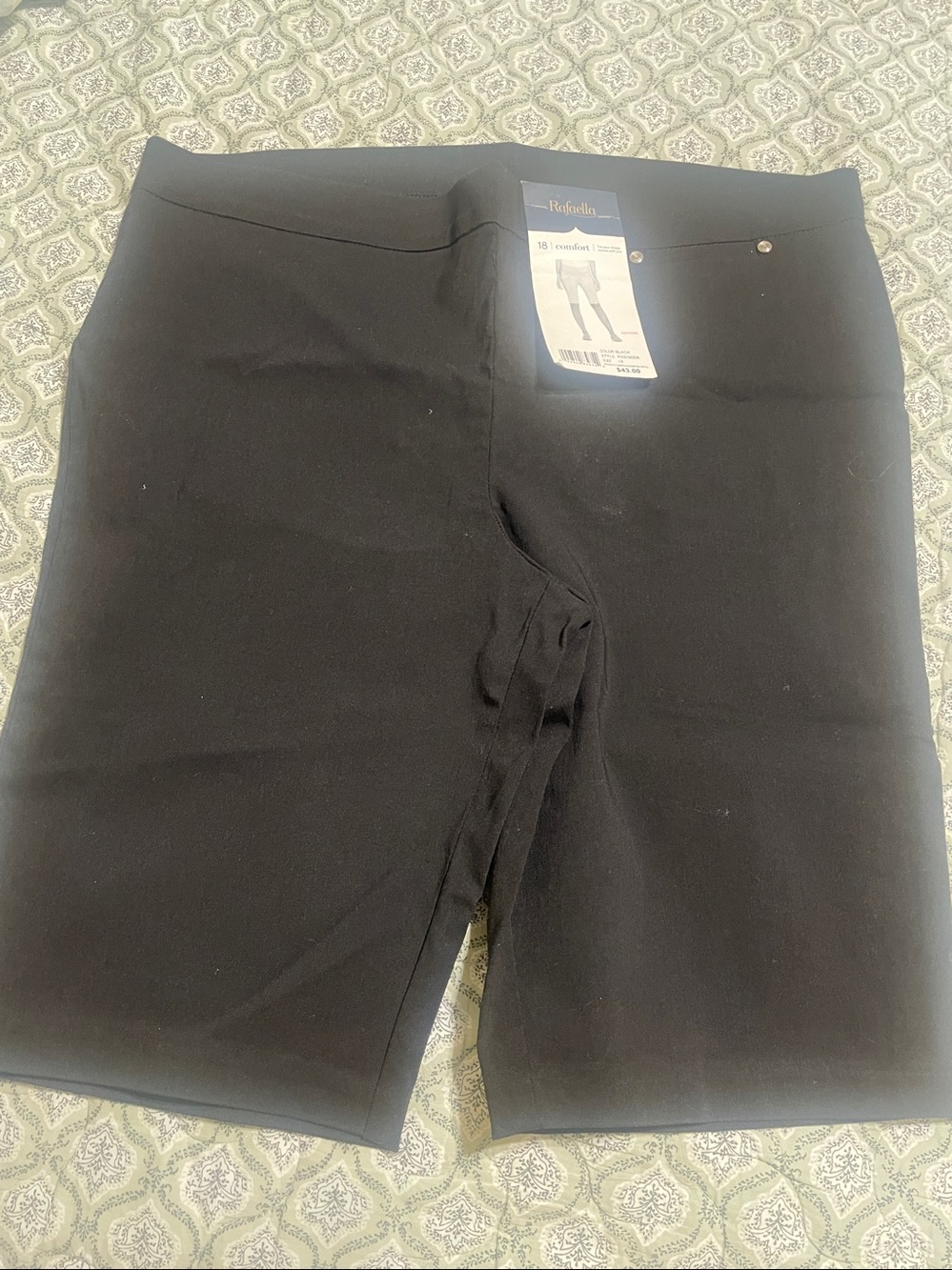BNWT RAFAELLA Bermuda comfort stretch #size 12 in Black